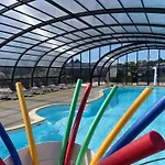 Mobil-home Luxe A Jullouville: 200m Plage, Piscine Chauffee, 4 Pers, Parking, Wi-fi Inclus - Fr-1-361a-34 Semesterbostad Jullouville-les-Pins