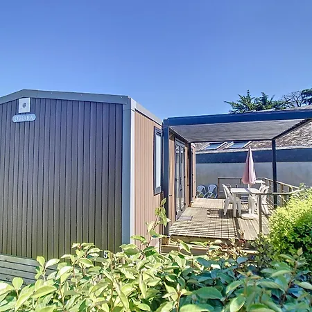 Holiday home Mobil-home Luxe A Jullouville: 200m Plage, Piscine Chauffee, 4 Pers, Parking, Wi-fi Inclus - Fr-1-361a-34 *