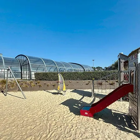 Ferienhaus Mobil-home Luxe A Jullouville: 200m Plage, Piscine Chauffee, 4 Pers, Parking, Wi-fi Inclus - Fr-1-361a-34 Jullouville-les-Pins
