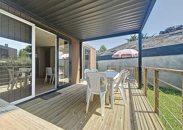 Mobil-home Luxe à Jullouville: 200m Plage, Piscine Chauffée, 4 Pers, Parking, Wi-fi Inclus - Fr-1-361a-34 Jullouville